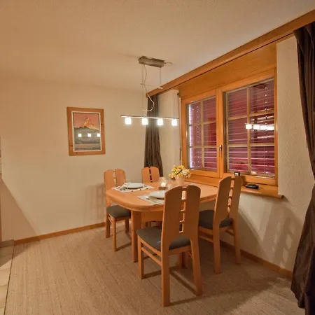 Апартаменти Haus Lizi, 8 Церматт